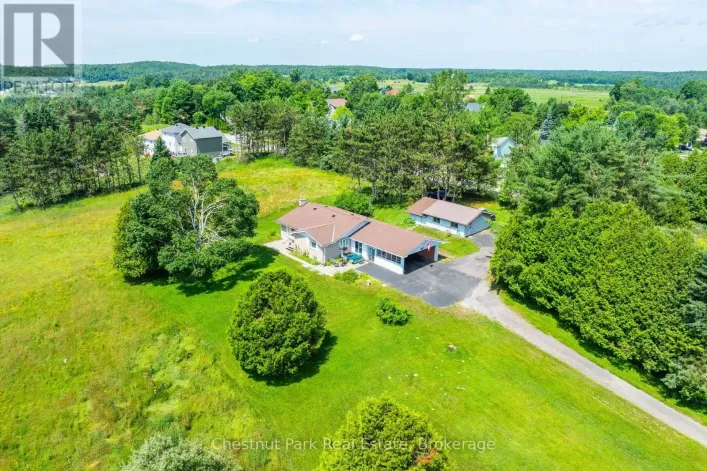 8 DANDELION LANE, Bracebridge)