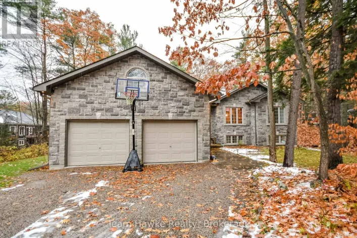 8 DESROCHES TRAIL, Tiny