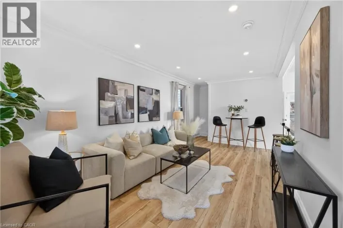 8 EAST 23RD Street, Hamilton