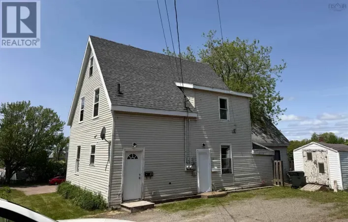 Duplex for sale: 8 East Pleasant Street, Amherst