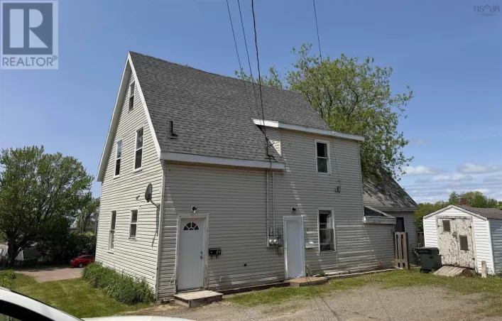 8 East Pleasant Street, Amherst