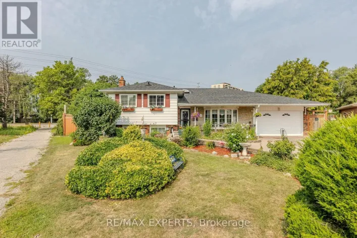 8 EASTON PLACE, Brampton