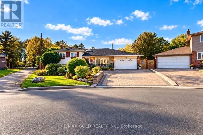 8 EASTON PLACE, Brampton