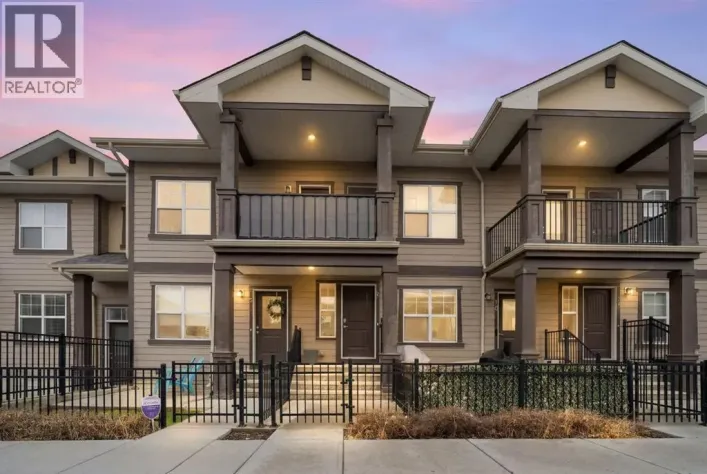 8 Evanscrest Gardens NW, Calgary