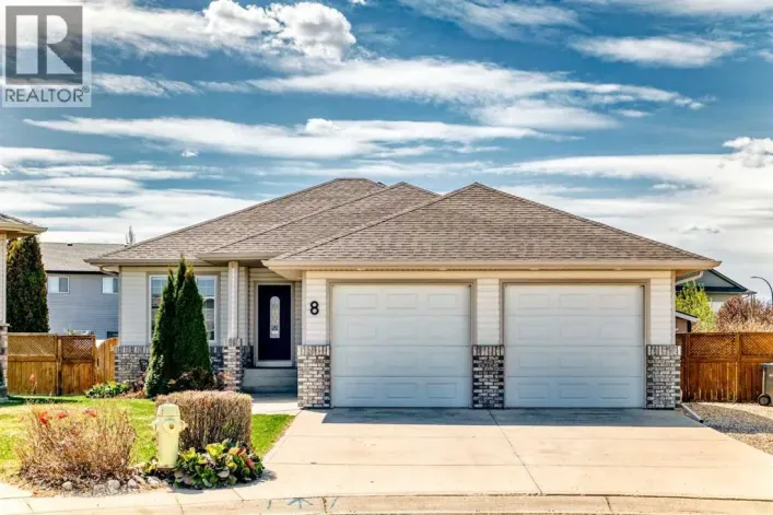 8 Filbert Close, Sylvan Lake
