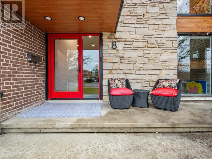8 FOXDALE COURT, Toronto