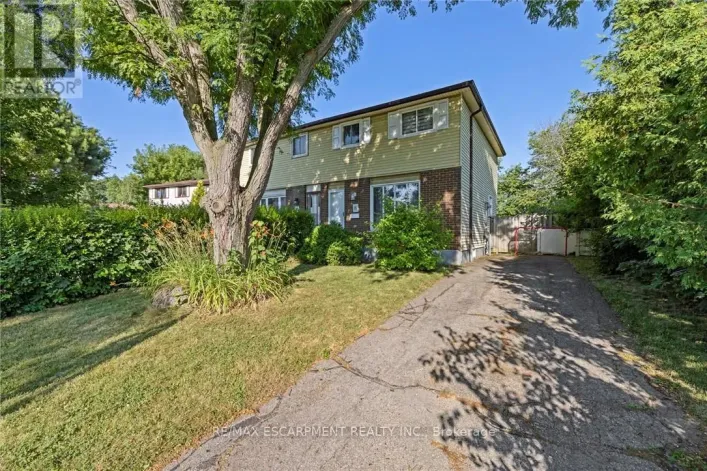 8 GERRICK COURT, Hamilton
