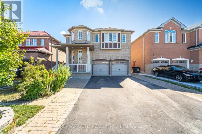 8 GORERIDGE CRESCENT, Brampton