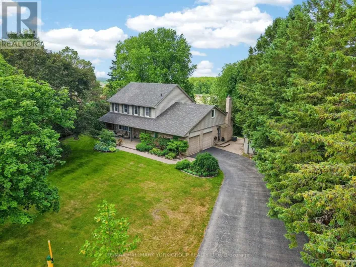 8 GRANT COURT, East Gwillimbury