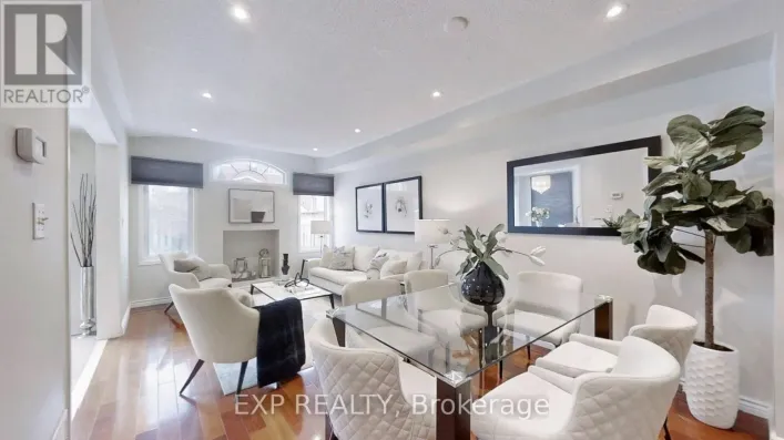 8 HACIENDA DRIVE, Richmond Hill
