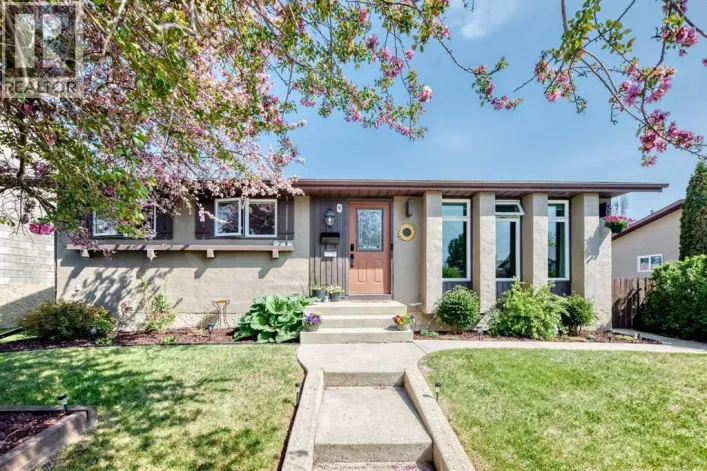 8 Haliburton Crescent, Red Deer