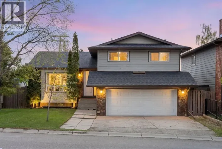 8 Hawkwood Place NW, Calgary
