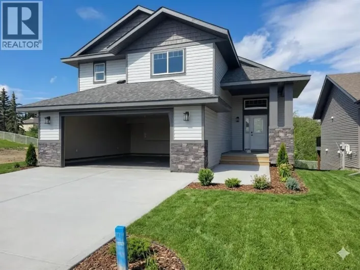 8 Henner's Place, Lacombe