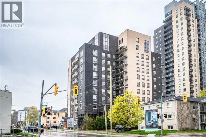 8 HICKORY Street W Unit# 404, Waterloo