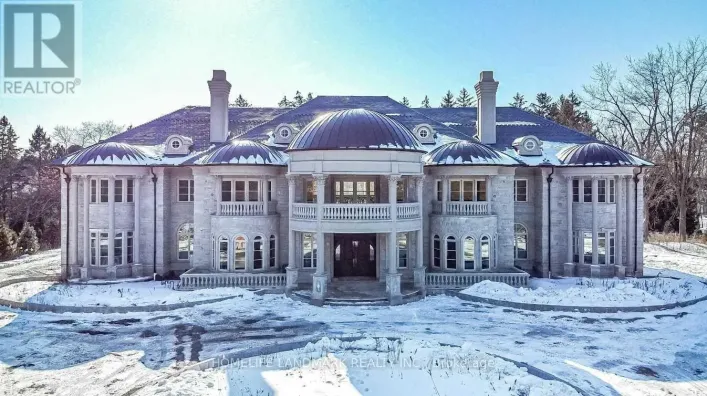 8 HIGH POINT ROAD, Toronto