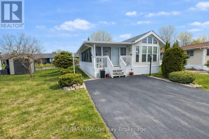 8 HURON CIRCLE, Wasaga Beach