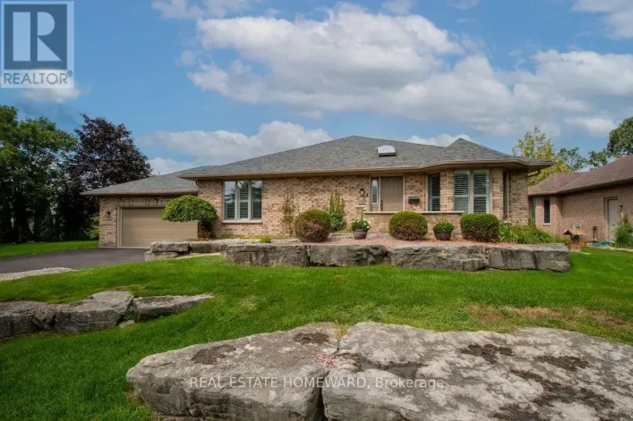8 ISLAND BAY DRIVE, Kawartha Lakes