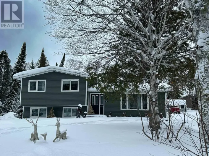 8 John ST, Ear Falls