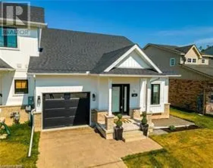 8 KING STREET, Fort Erie