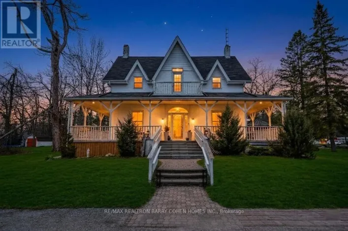 8 LAKESHORE ROAD E, Oro-Medonte