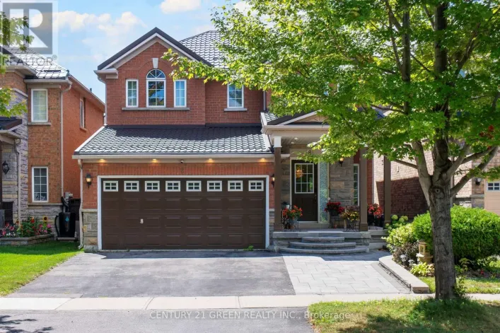 8 LAMPMAN DRIVE, Toronto