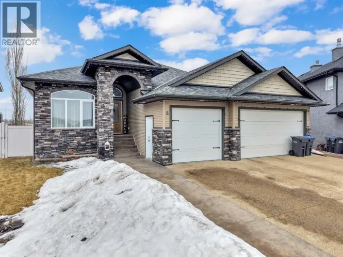 8 Laurel Close, Sylvan Lake