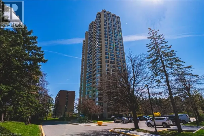 8 LISA Street Unit# 2404, Brampton