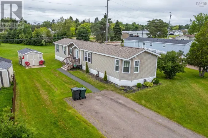 8 Lorne Crescent, Amherst