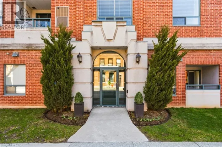 8 MAIN Street Unit# 203, Dundas