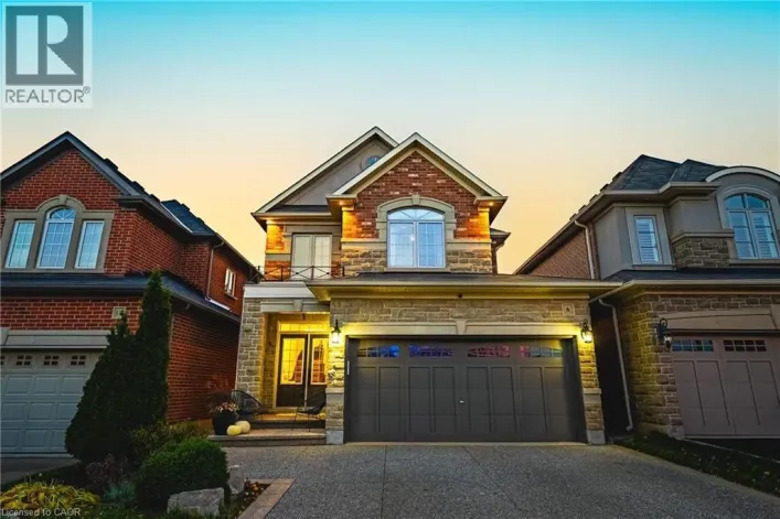 8 MATTEO Trail, Hamilton