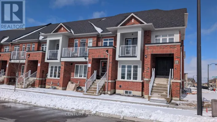 8 MCALISTER AVENUE, Richmond Hill