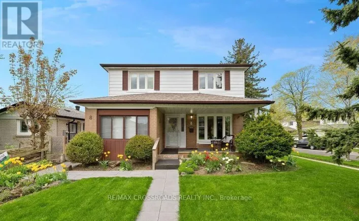8 MIDCROFT DRIVE, Toronto