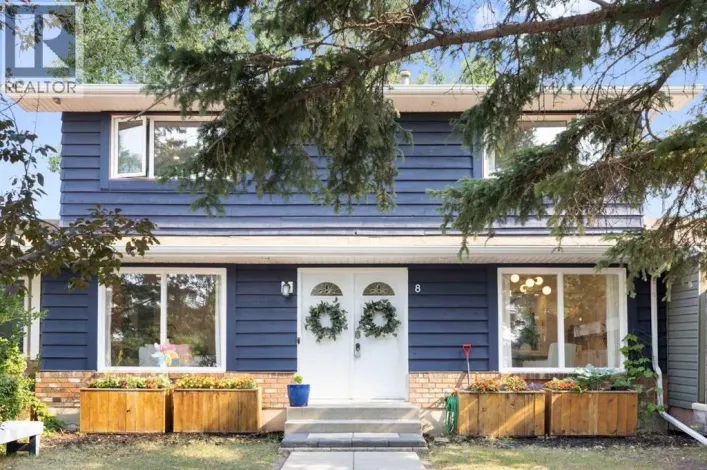 8 Midridge Bay SE, Calgary