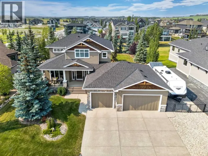 8 Monterra Cove, Cochrane Lake