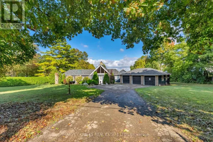 8 OAK DRIVE, Puslinch