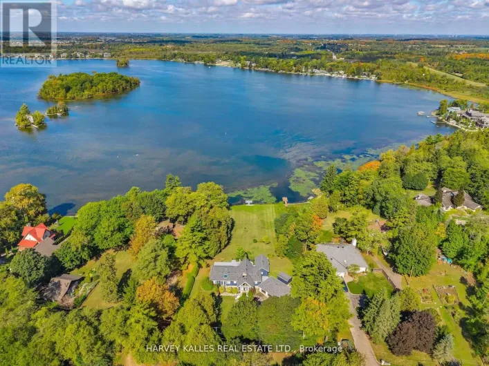 8 OAK DRIVE, Puslinch