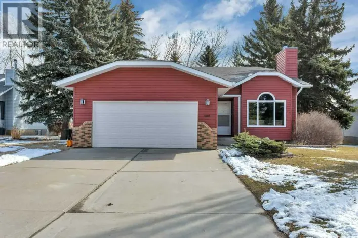 8 Petticoat Lane, Lacombe