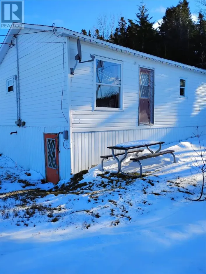 8 Point Road, Virgin Arm