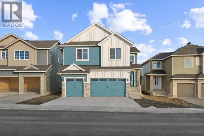 8 Ranchers Meadows, Okotoks
