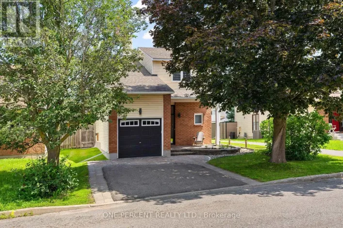 8 RASTILA CRESCENT, Ottawa