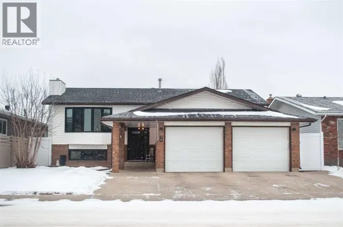 8 Rideau Close SE, Medicine Hat