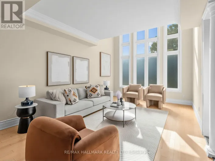 8 RIDGLEY COURT, Richmond Hill