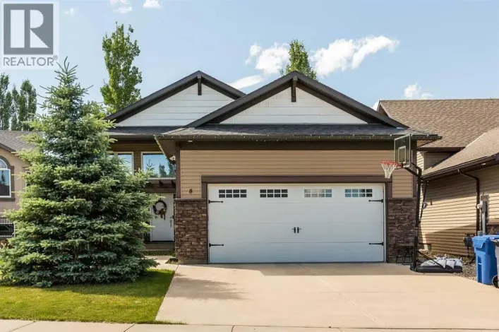 8 Riverton Crescent W, Lethbridge