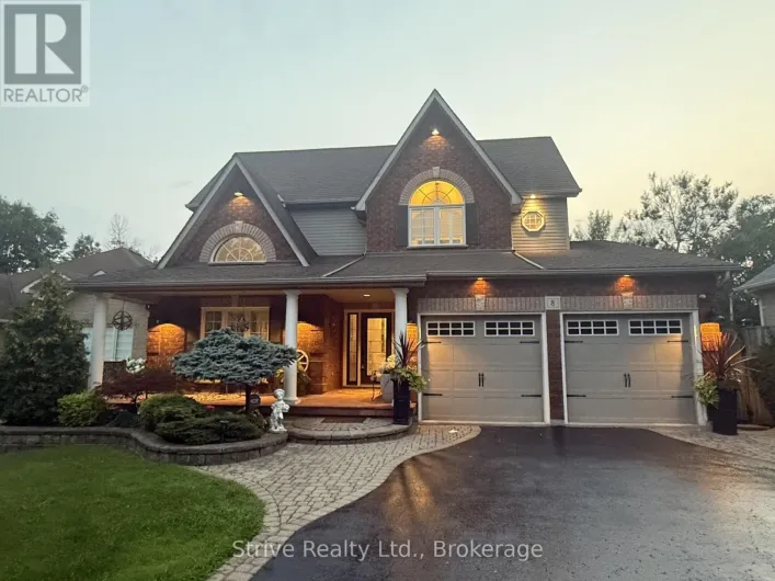 8 ROWLAND COURT, Clarington