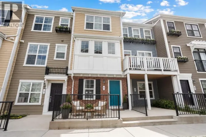 8 Sherwood Row NW, Calgary