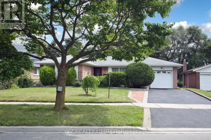 8 SNOWCREST AVENUE, Toronto
