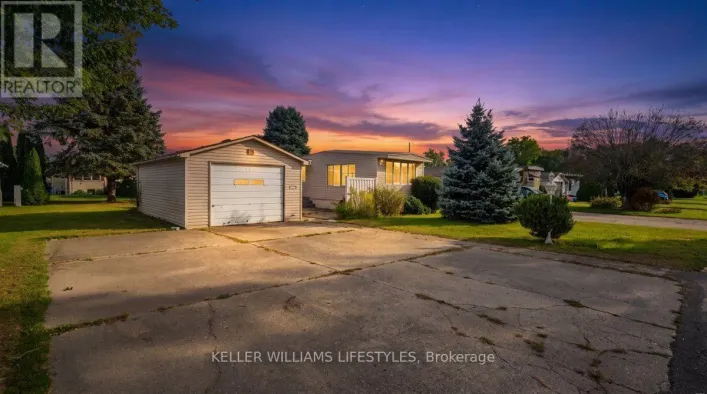 8 STEWART STREET, Strathroy-Caradoc