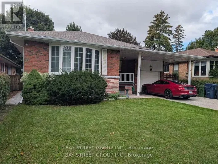 8 STOREY CRESCENT, Toronto