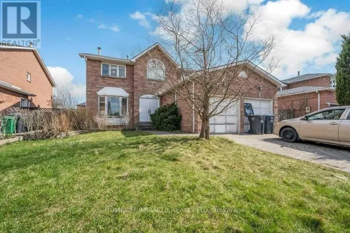 8 STRANGWAY COURT, Brampton