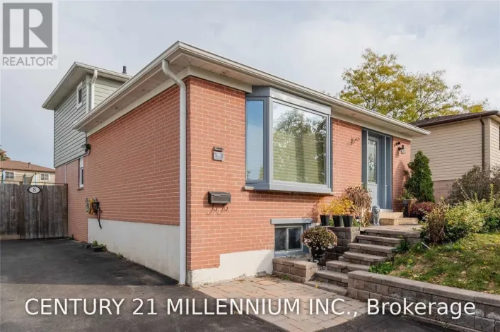 8 SUTHERLAND AVENUE, Brampton